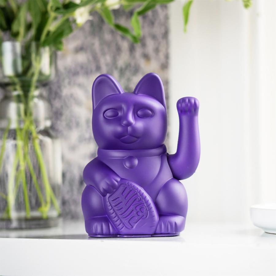 Gato de la suerte violeta